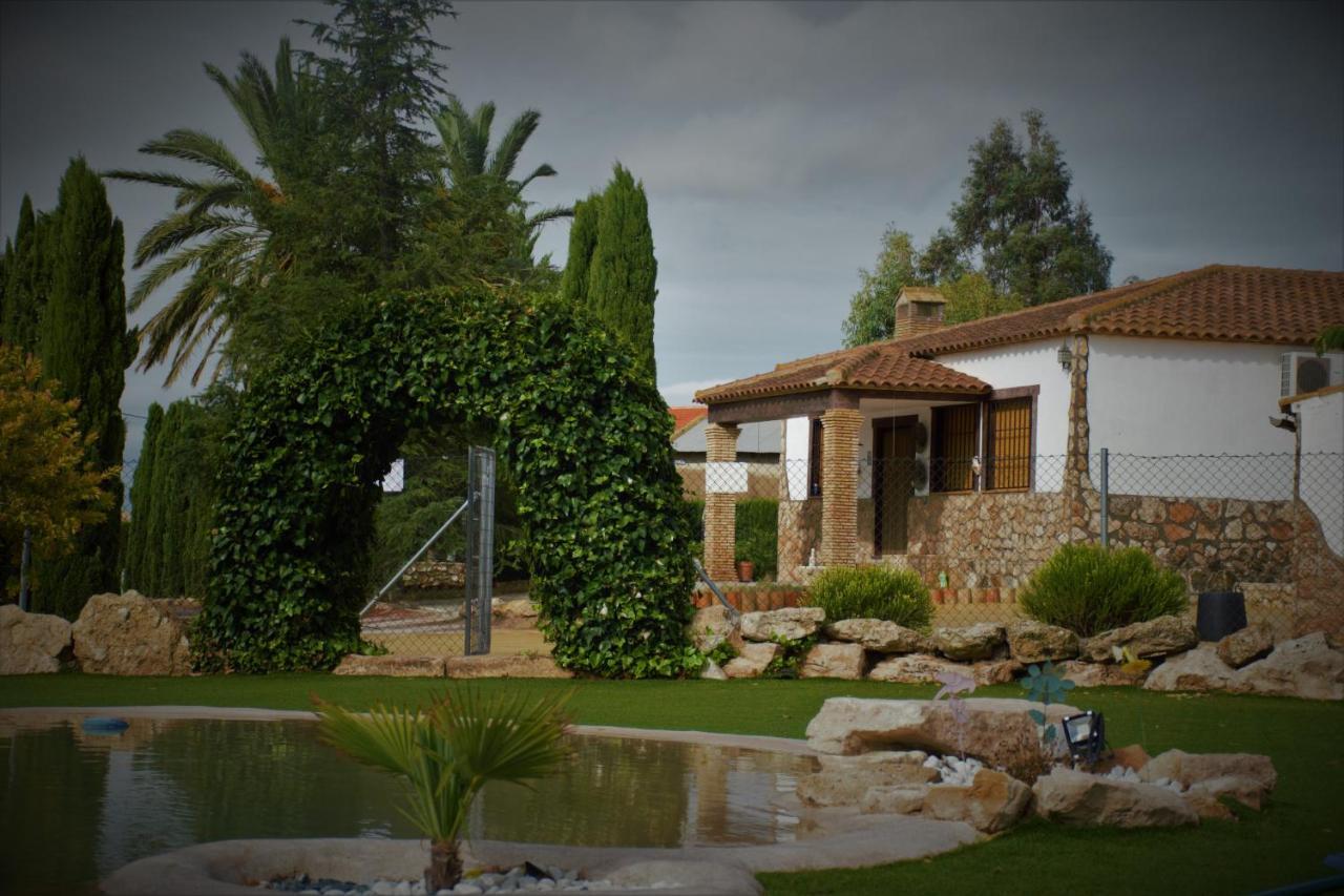 Casa Rural Las Palmeras Tobarra Exterior foto